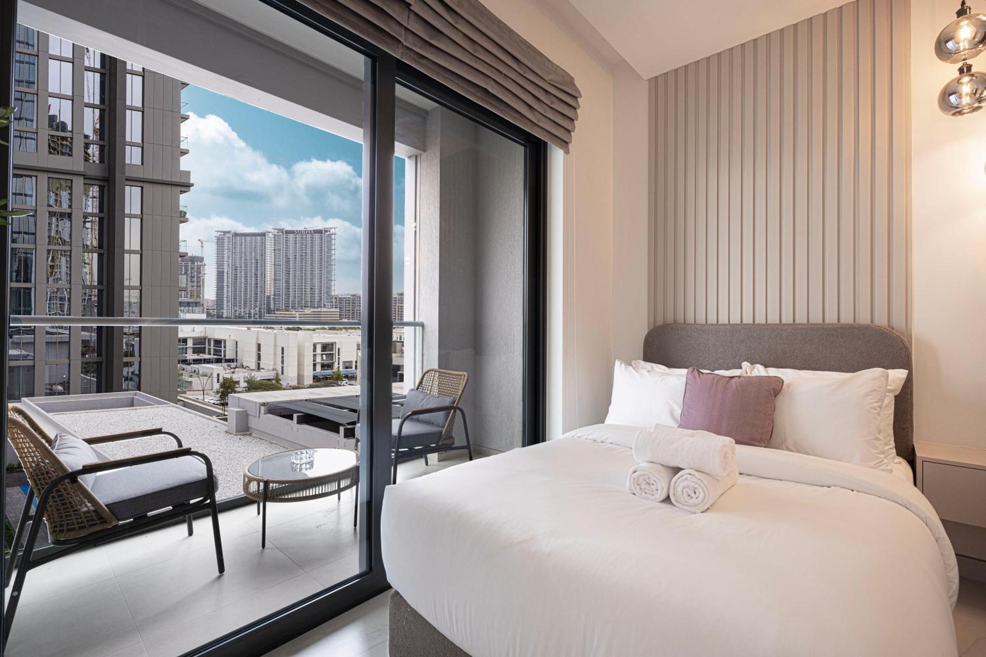 Chic 2br Creek Vista, Near Downtown, Burj Khalifa And Mall Dubai