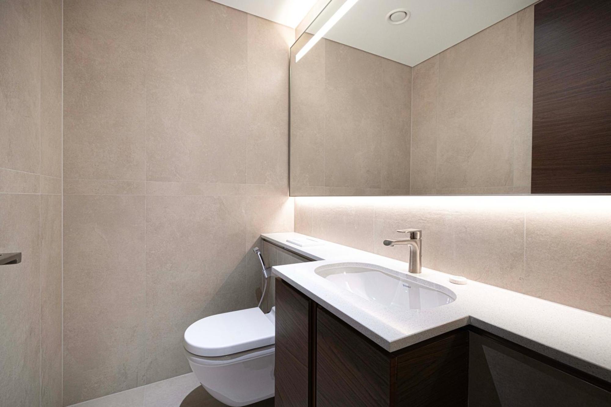 Apartment Chic 2br Creek Vista, Near Downtown, Burj Khalifa And Mall Dubai