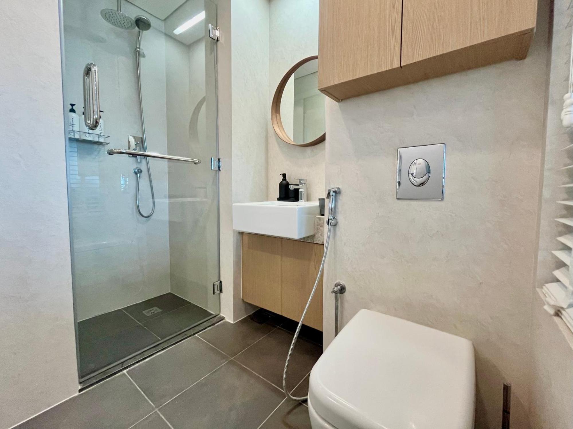 Upgraded & Cozy Boutique In Palm Jumeirah Pv7 Dubai