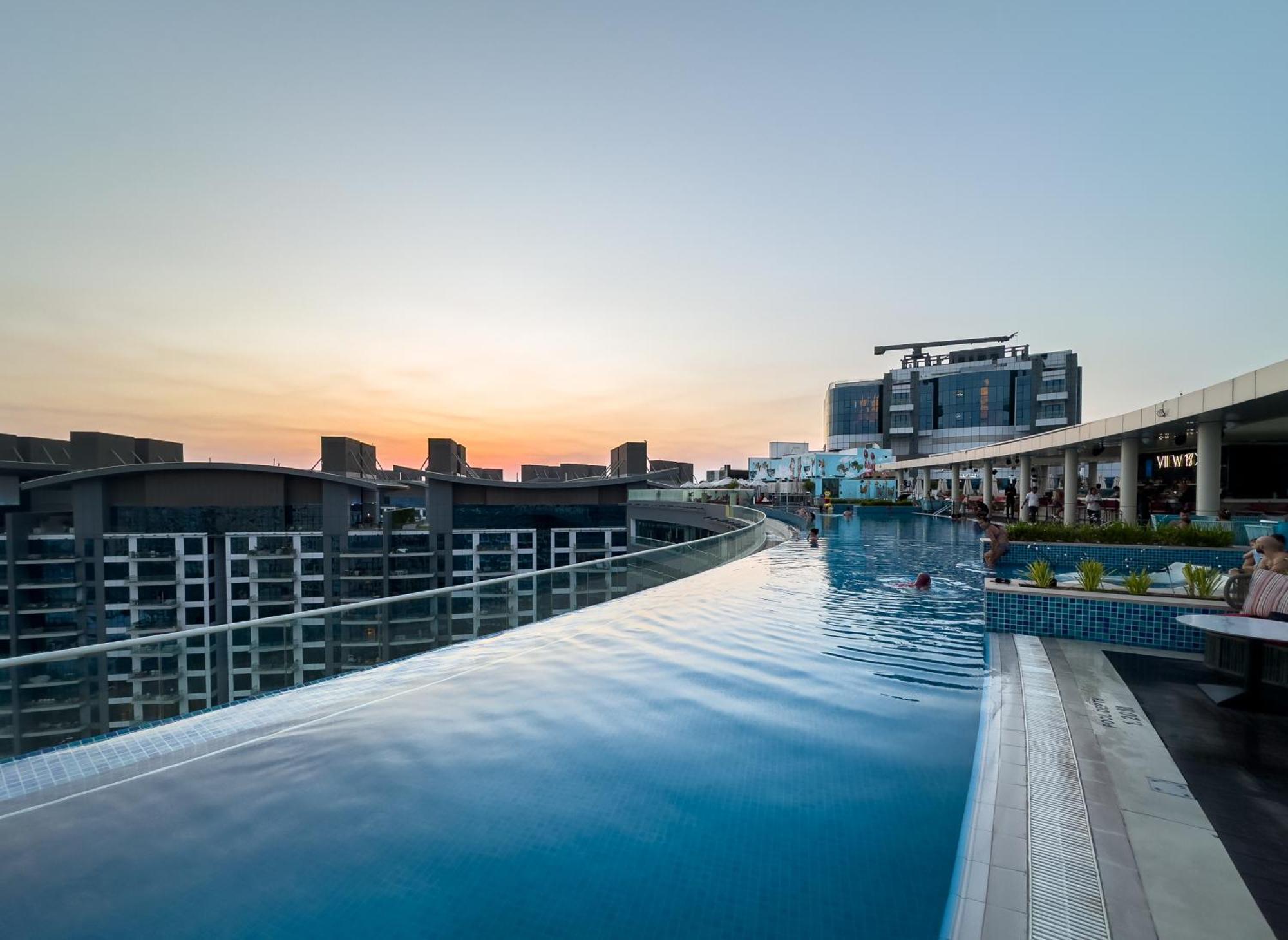Apartment Palm Jumeirah Beachfront With Amazing Infinity Pool And Private *