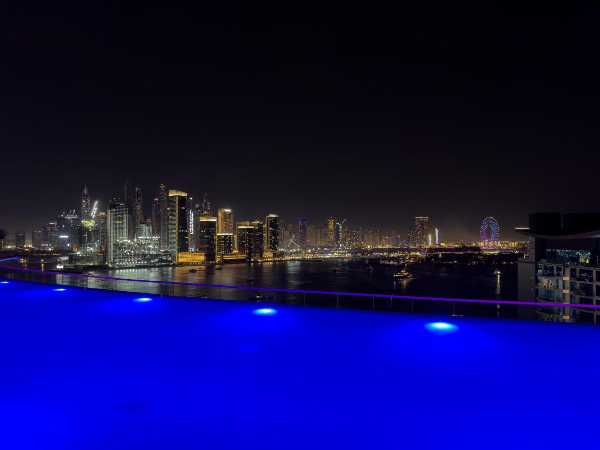 Apartment Palm Jumeirah Beachfront With Amazing Infinity Pool And Private *