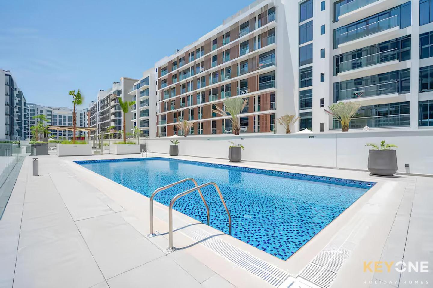 Azizi Riviera Chic & Cozy Apartment Dubai