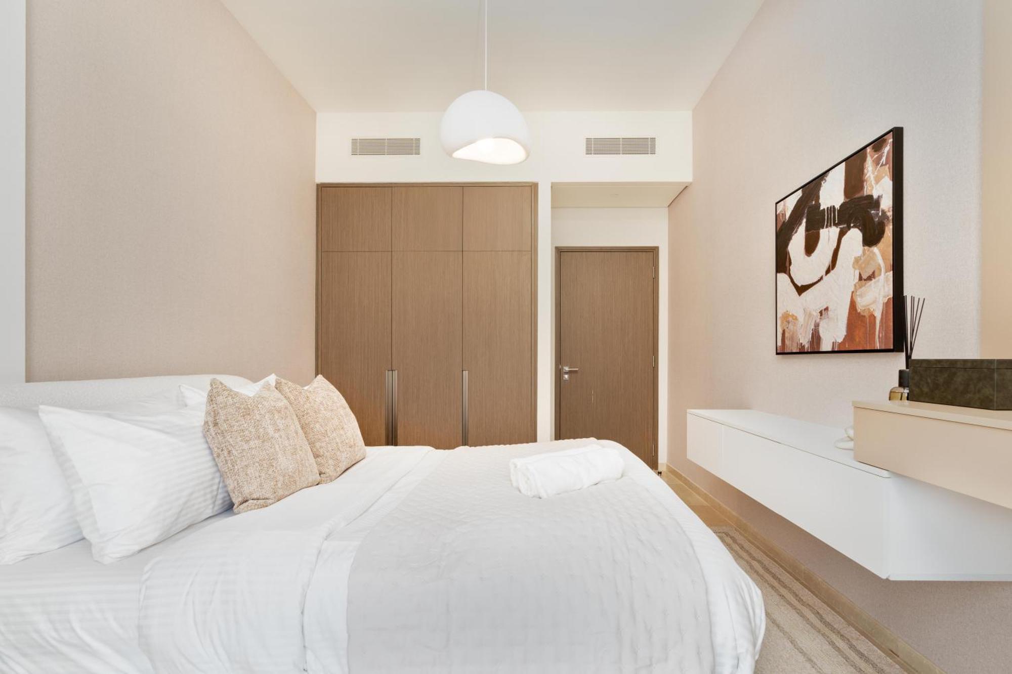 Apartment Grande 12 Opera District - Mesmerizing Full Burj & Fountain View Luxury Opera Unit Dubai