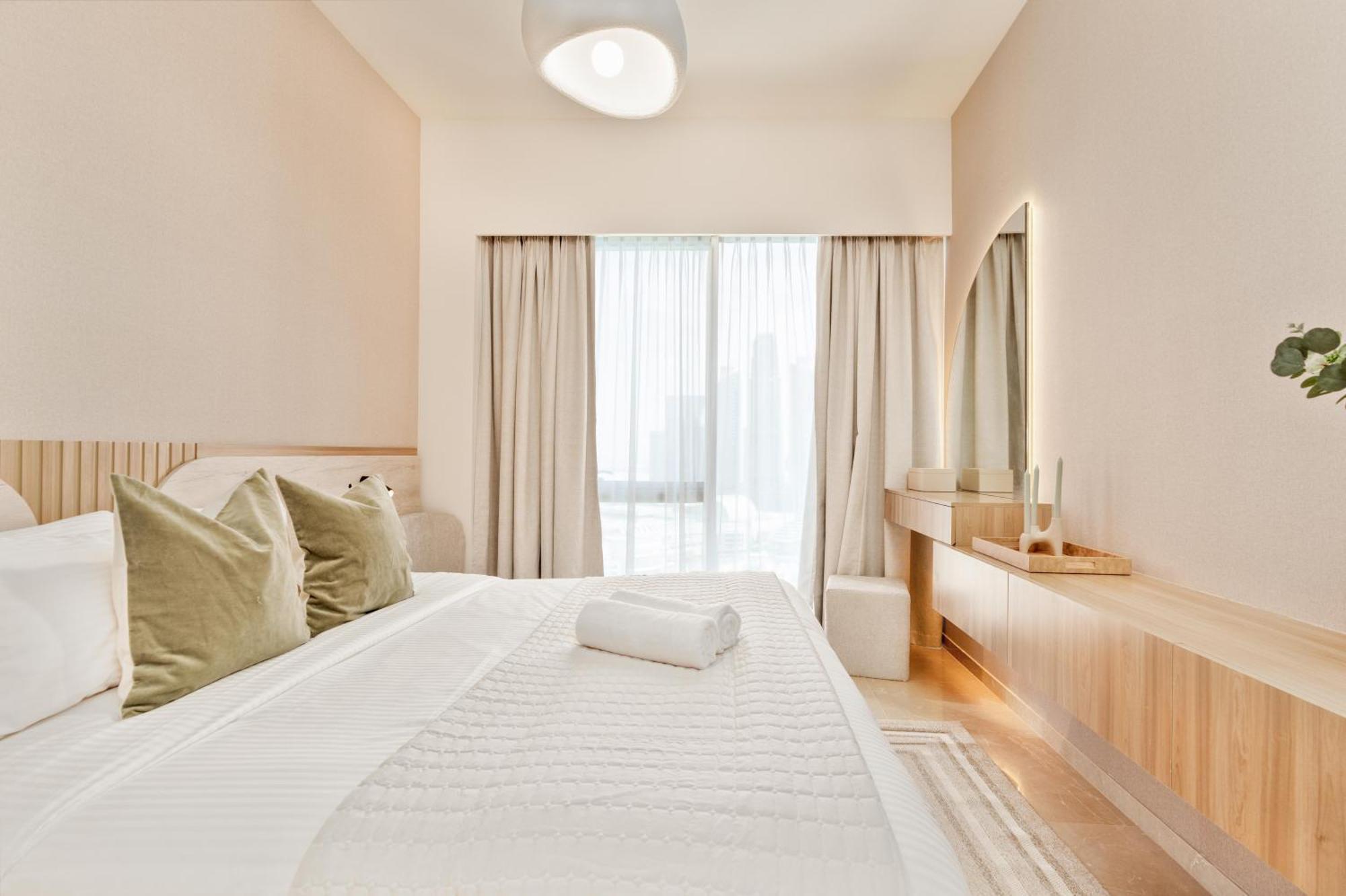 Grande 12 Opera District - Mesmerizing Full Burj & Fountain View Luxury Opera Unit Apartment