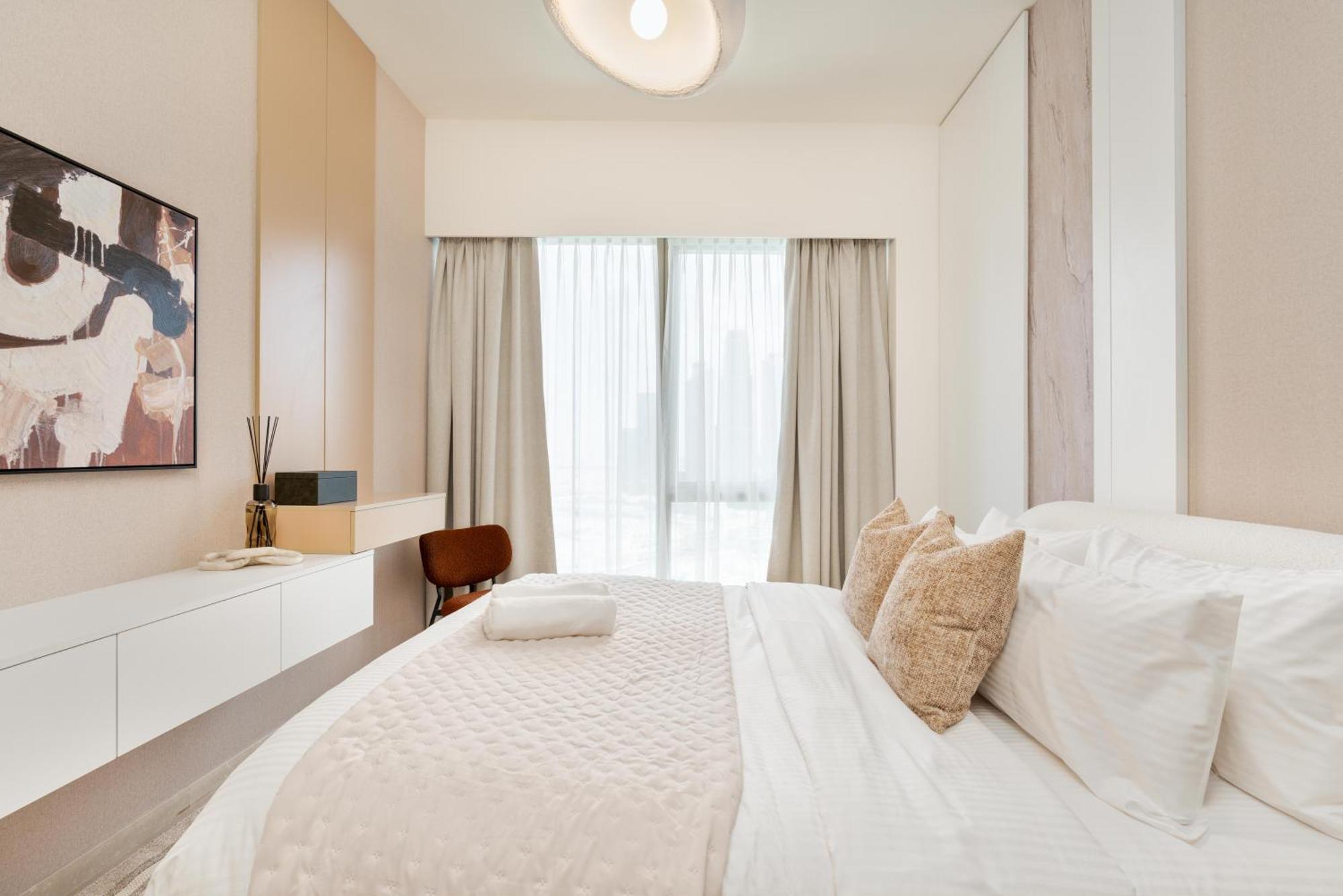 Grande 12 Opera District - Mesmerizing Full Burj & Fountain View Luxury Opera Unit