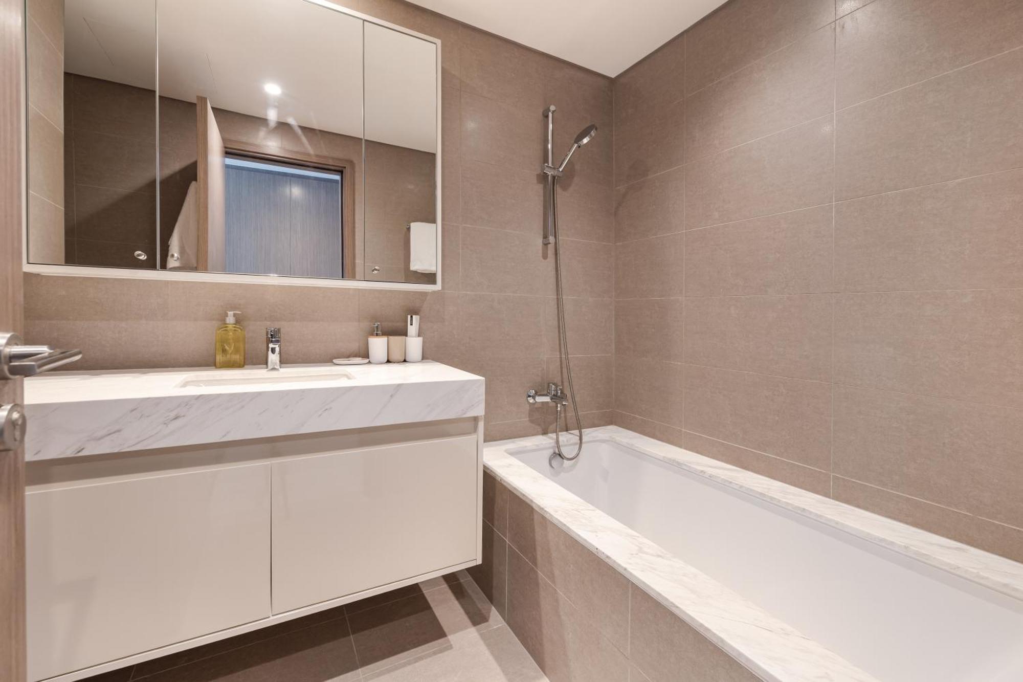 A-living Prime 3br With Burj Khalifa & Fountain View