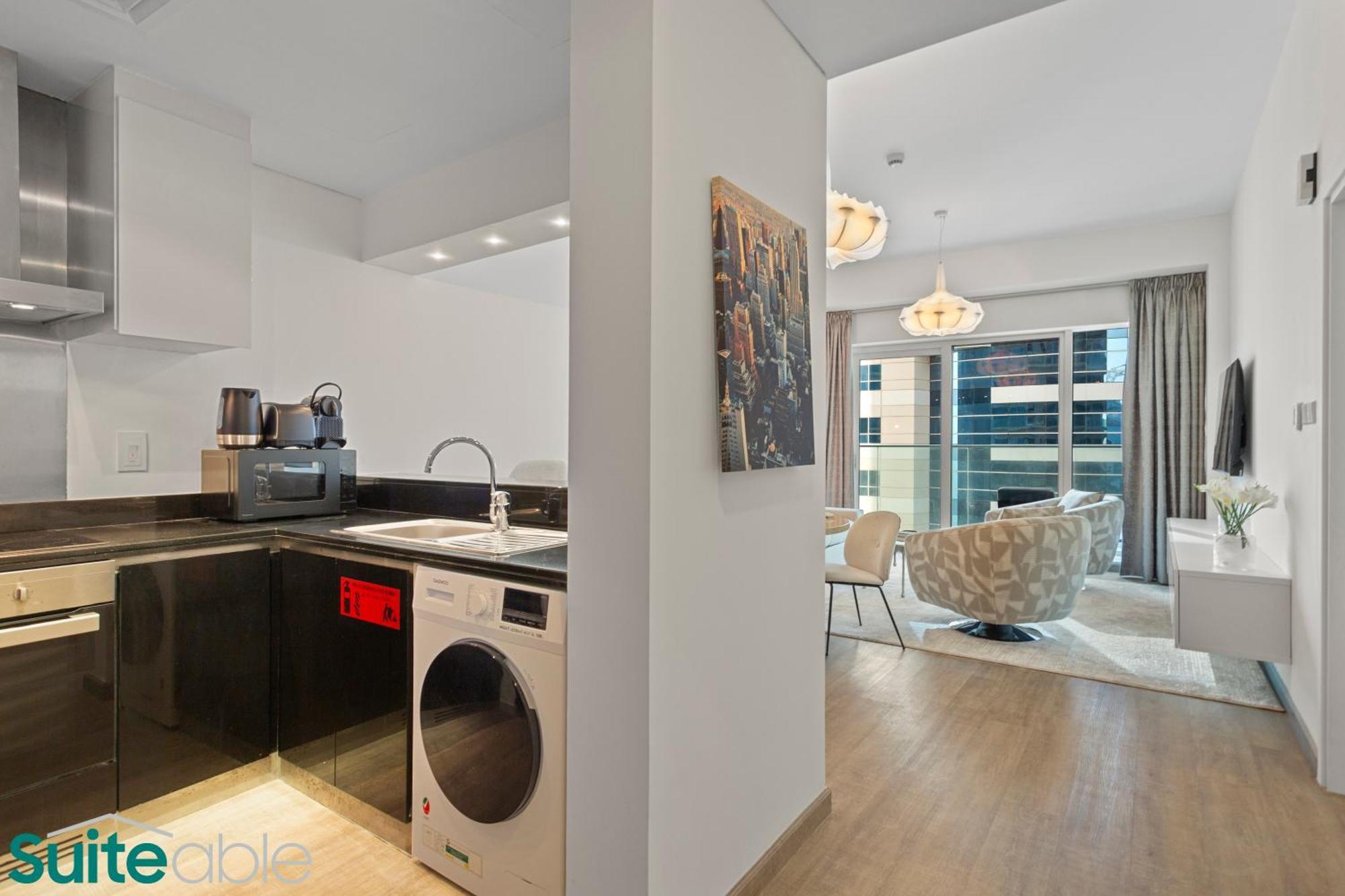 Exquisite 1 Bedroom Sea View With Lavish Amenities *