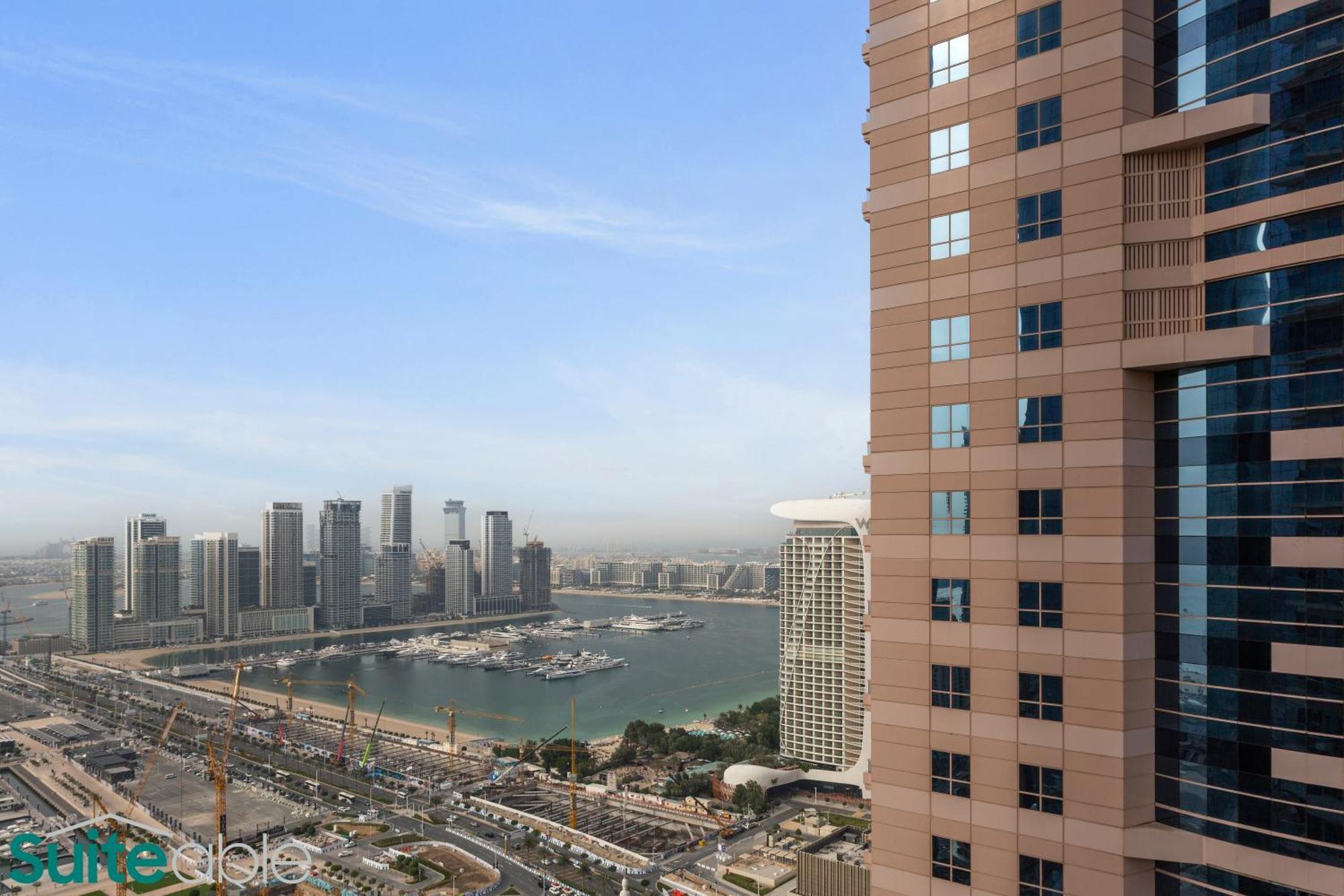 Exquisite 1 Bedroom Sea View With Lavish Amenities Apartment