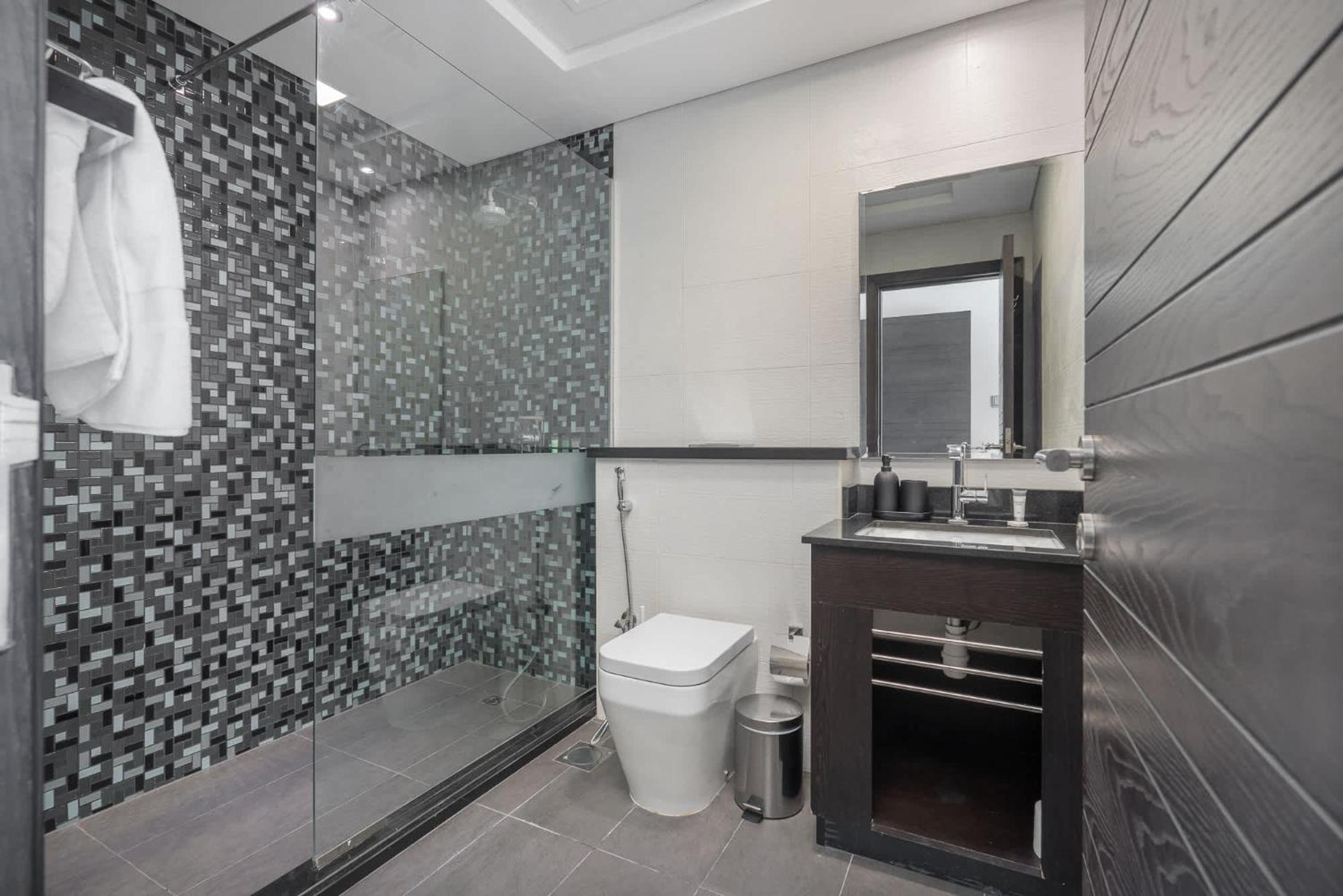 Luxury 4br In Marina With Stunning Palm Views Apartment Dubai