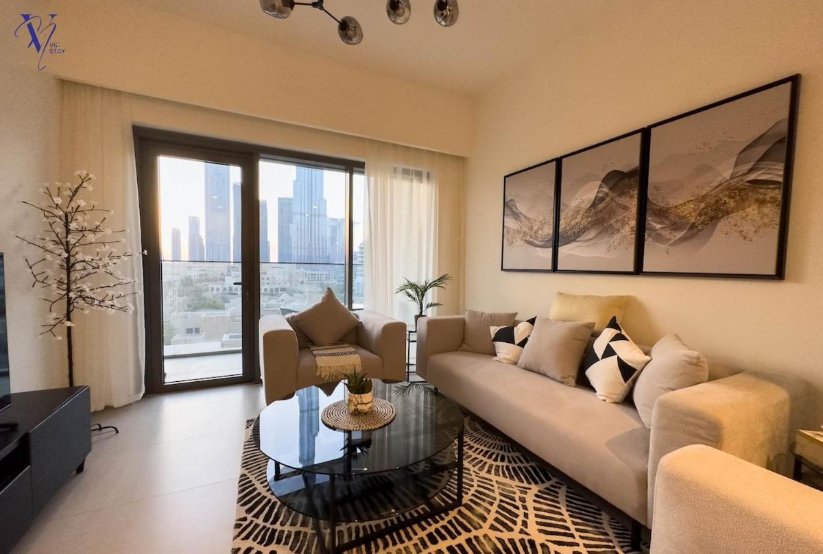 Charming 2bdr With Full View Of Burj Khalifa Apartment
