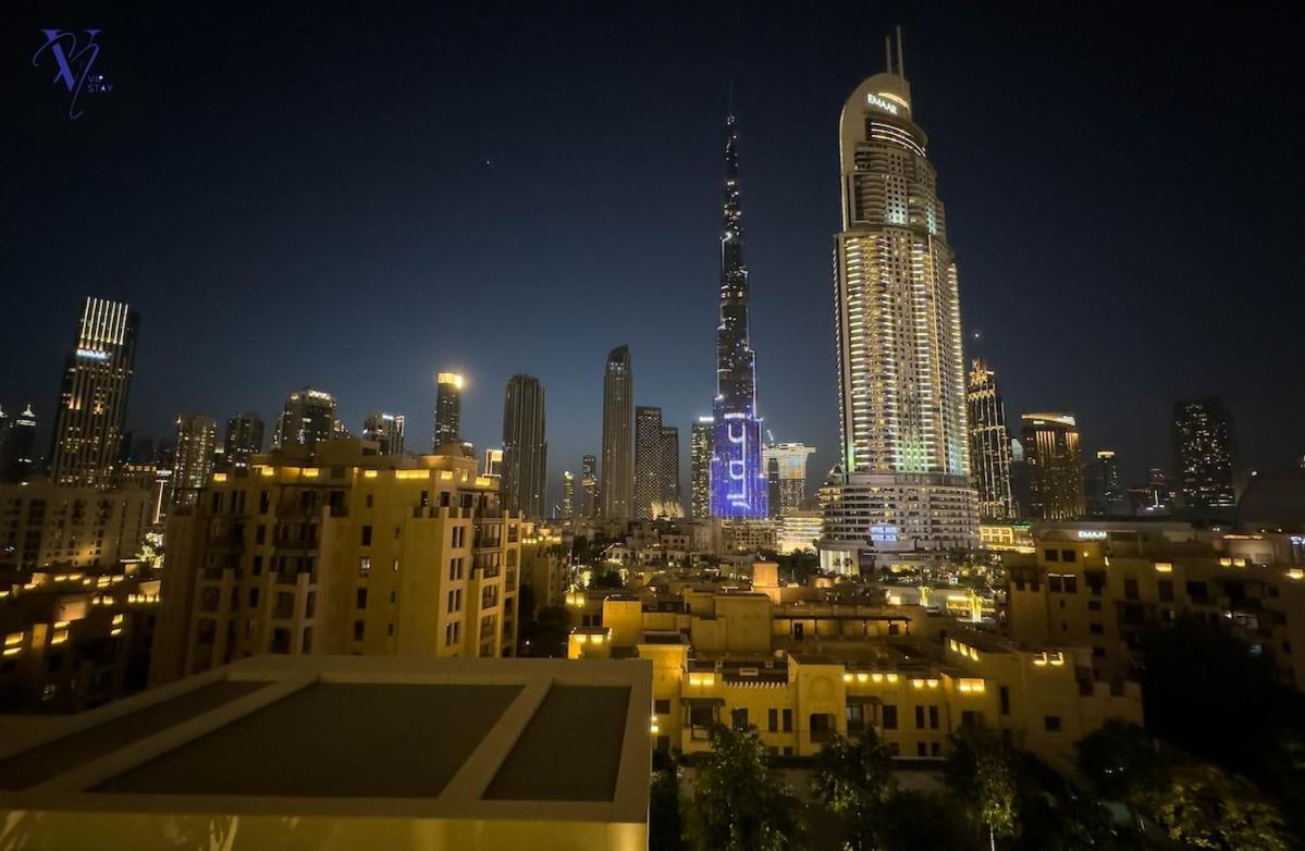 Charming 2bdr With Full View Of Burj Khalifa Apartment *