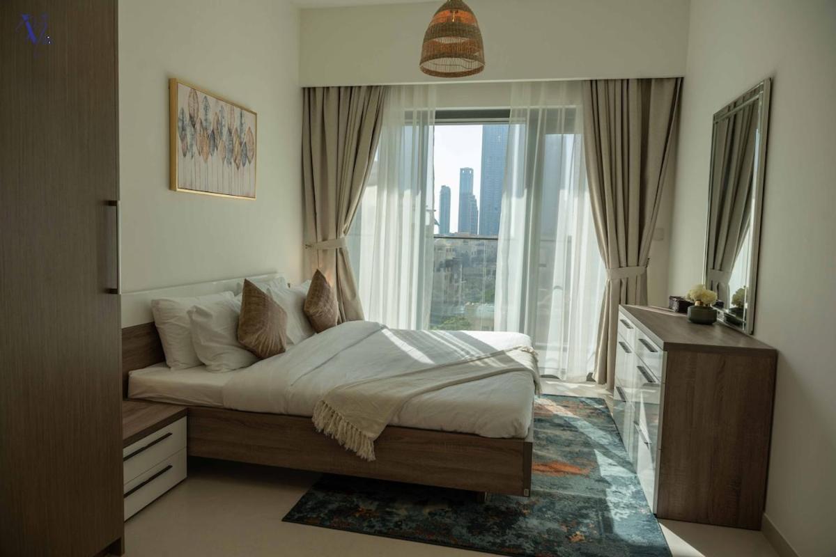 Charming 2bdr With Full View Of Burj Khalifa Apartment *