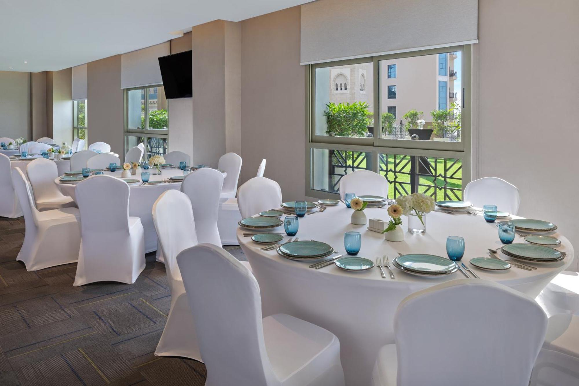 Barcelo Al Jaddaf, Hotel