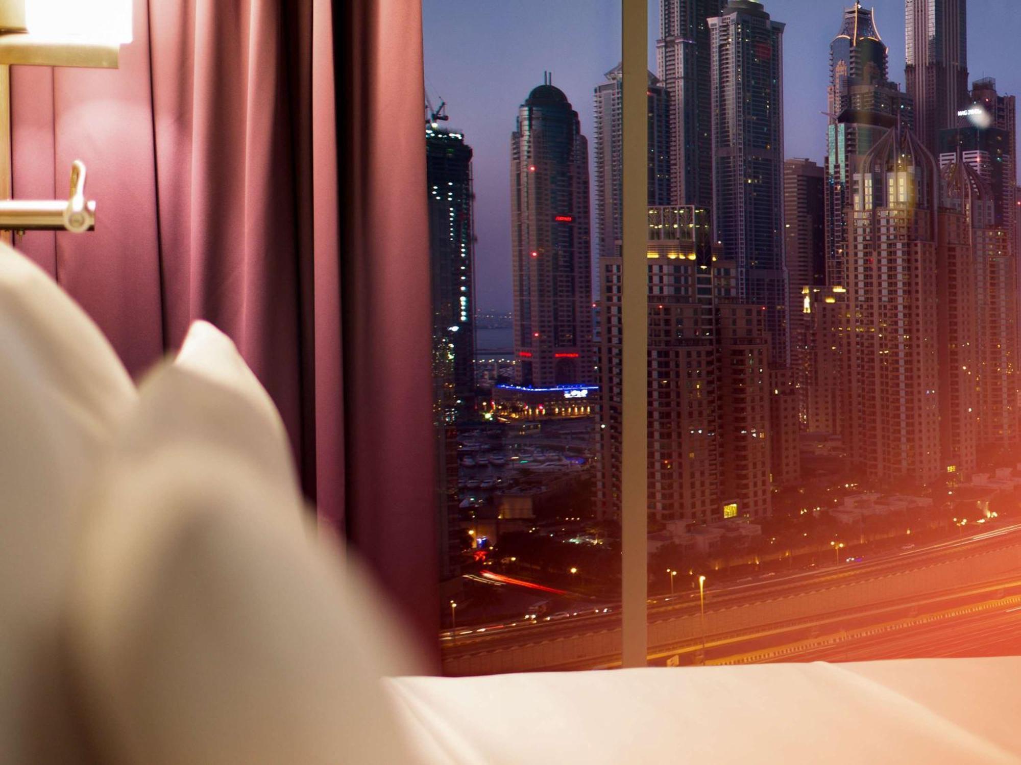 Pullman Jumeirah Lakes Towers Dubai