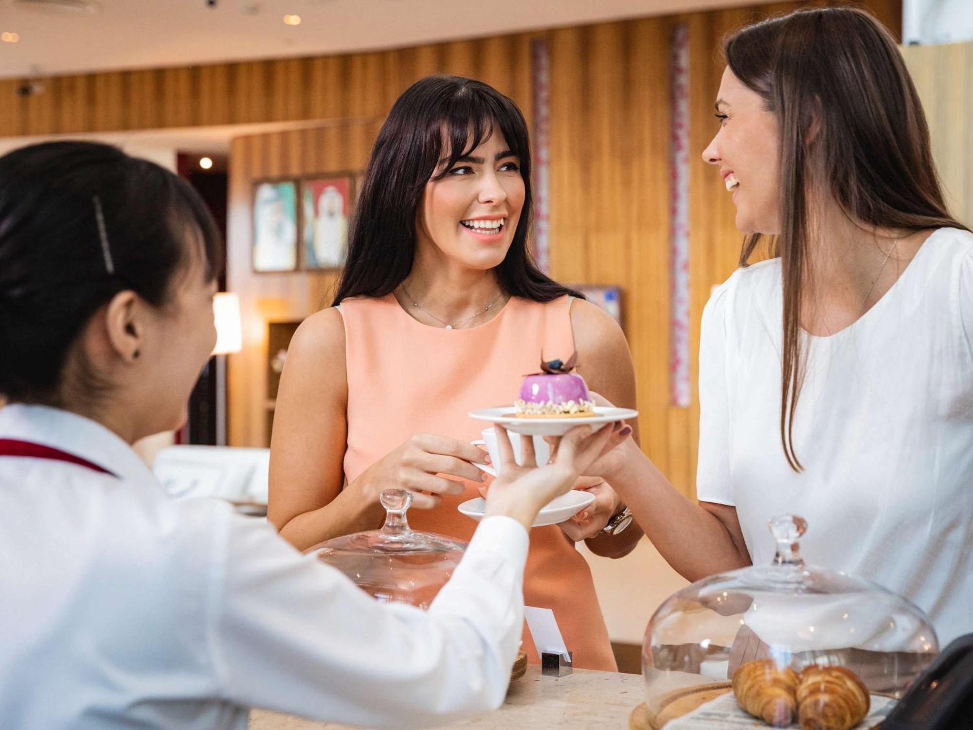 Pullman Jumeirah Lakes Towers Hotel Dubai