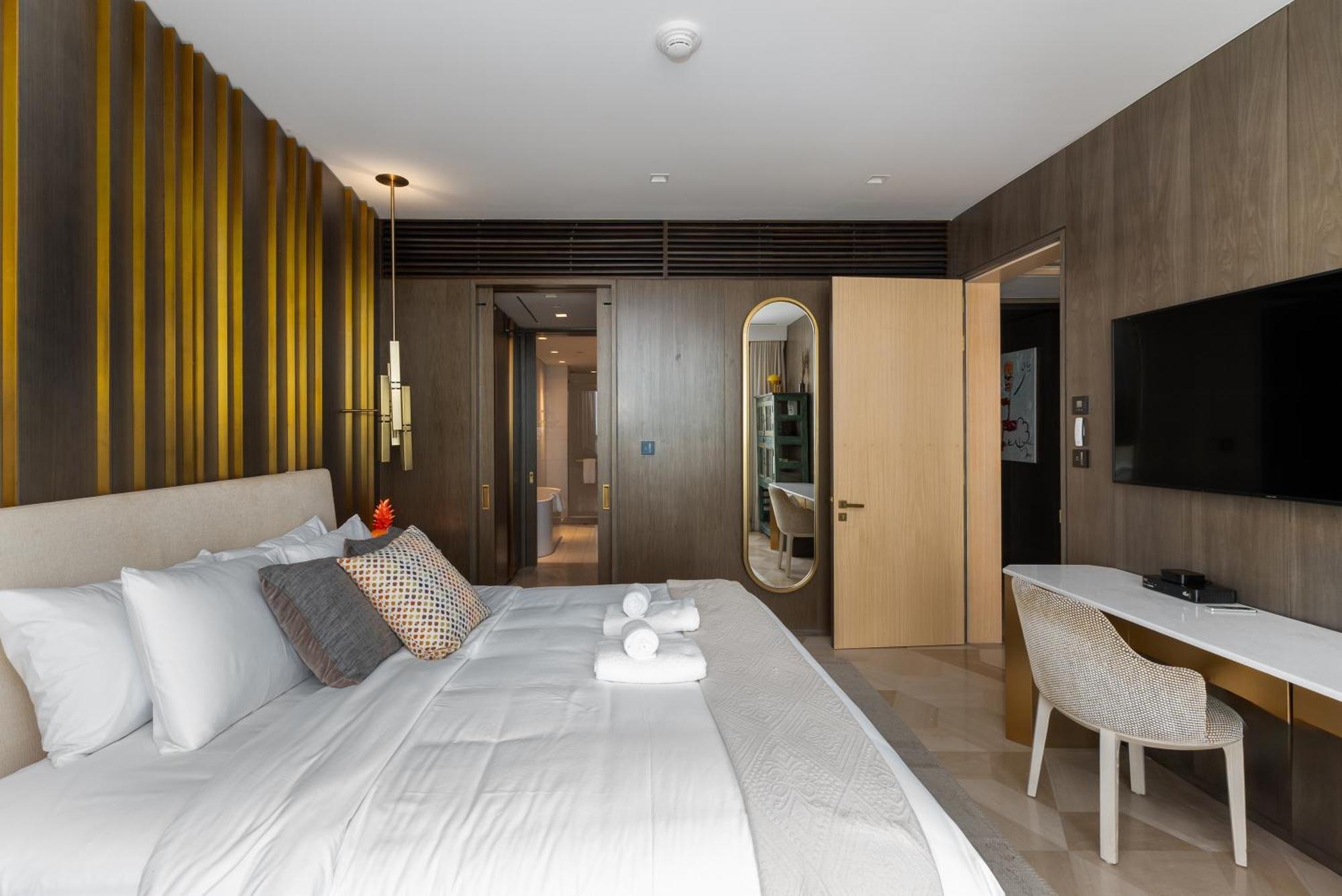 Five Palm Jumeirah Residences - Mint Apartment