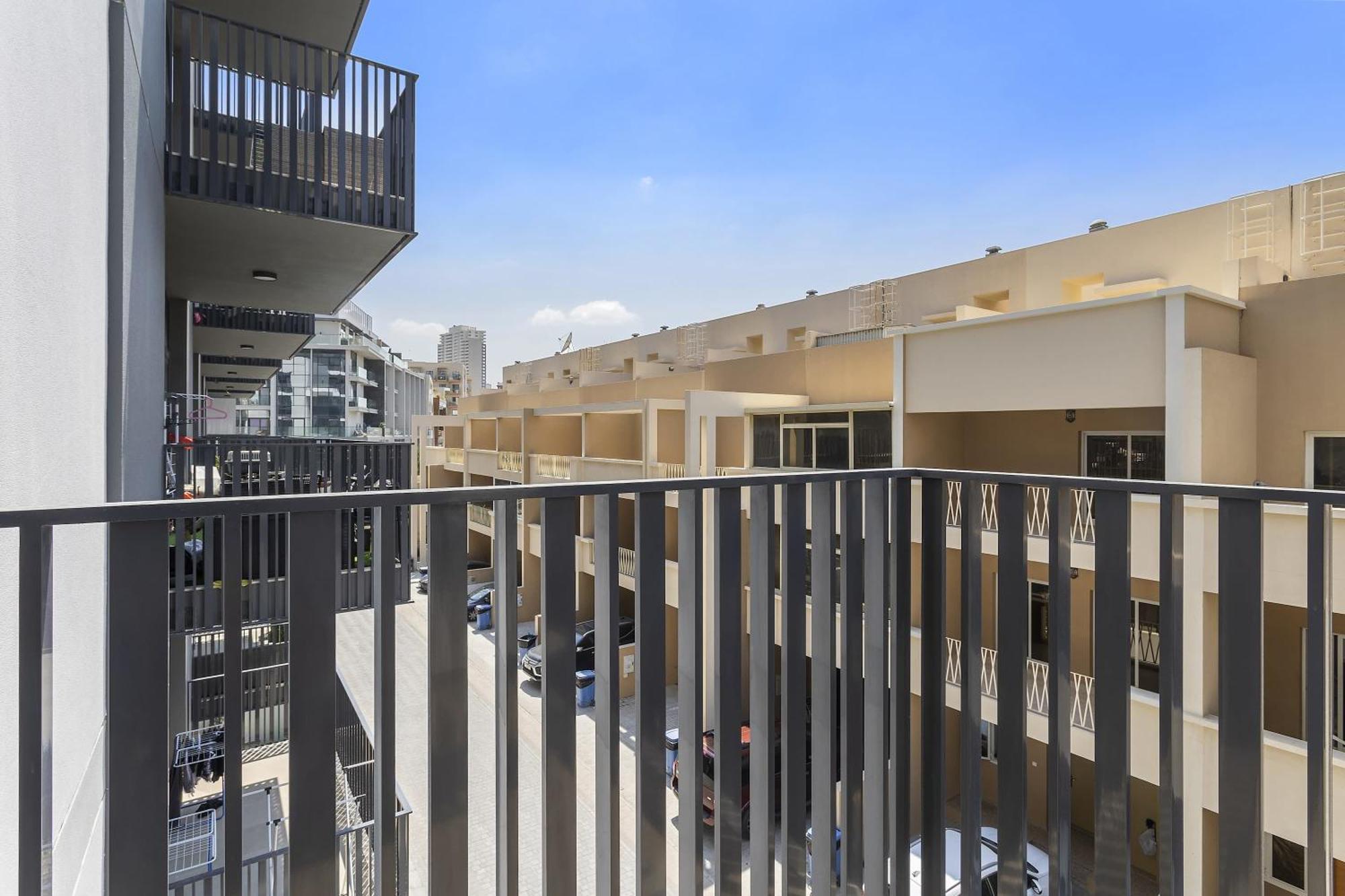 Silkhaus Modern In A Quiet Neighborhood Dubai