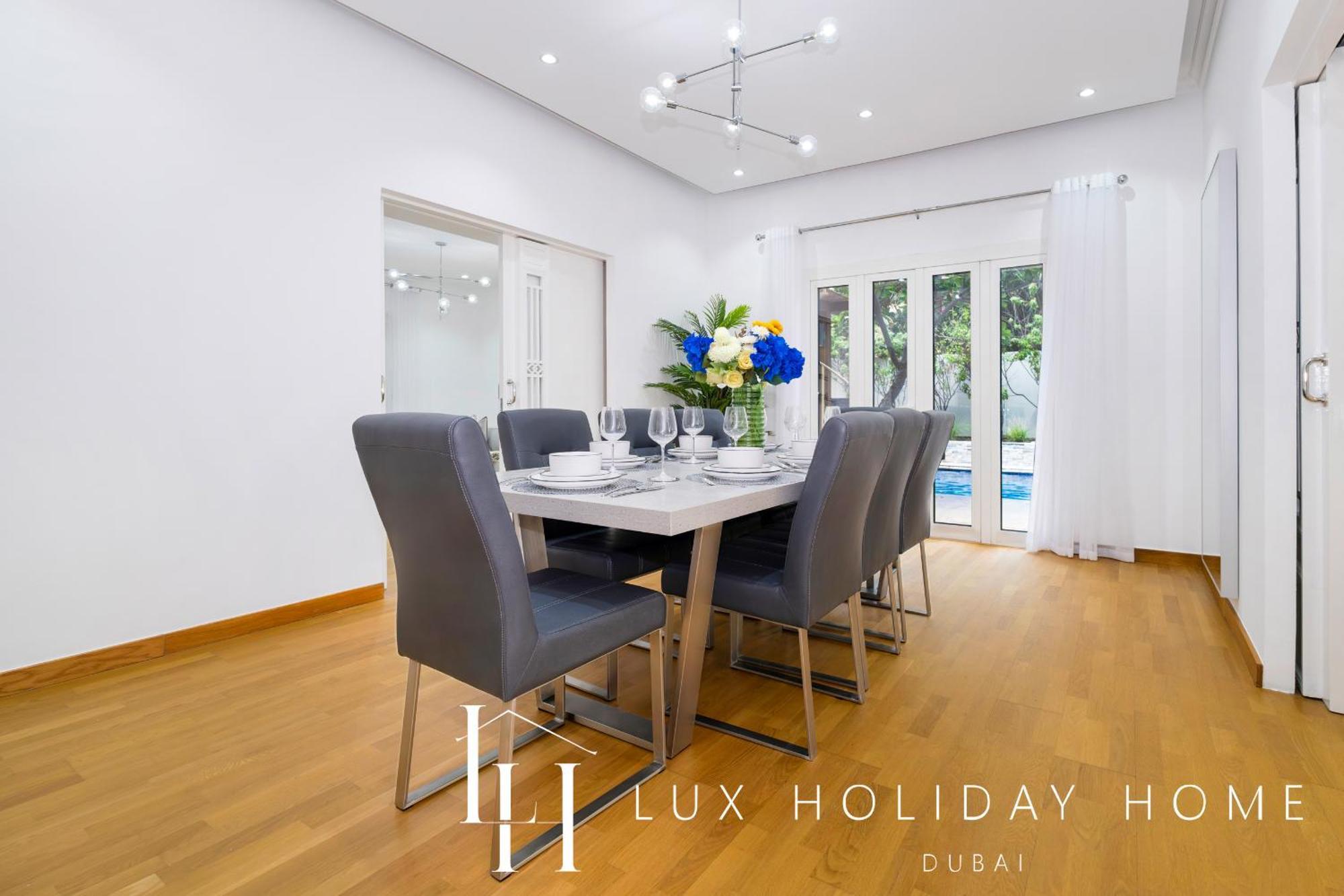 Villa Lux The Meadows 5 Bed Dubai