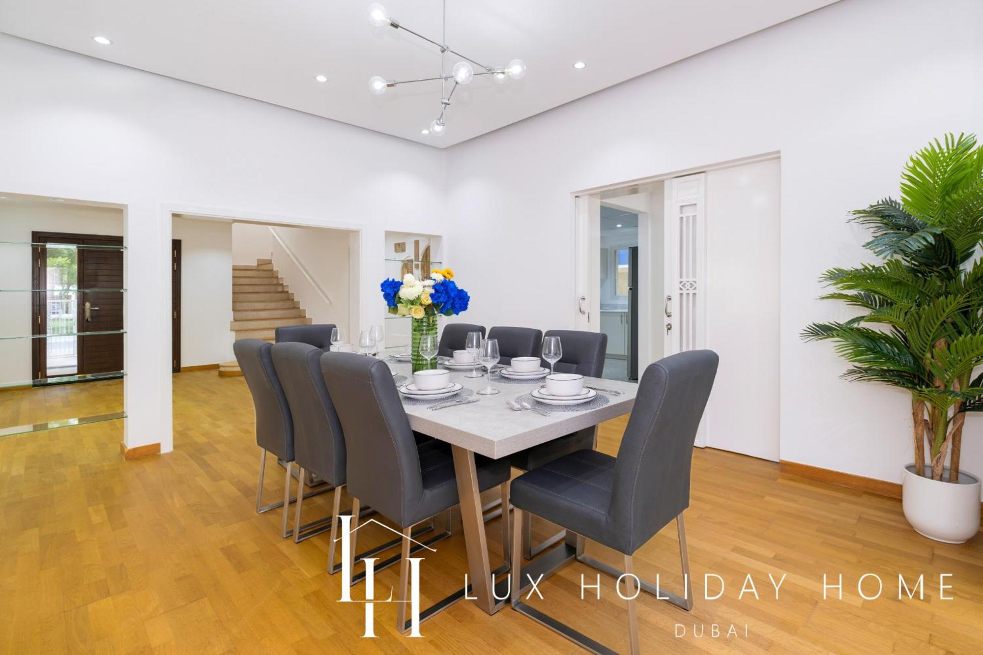 Lux The Meadows 5 Bed Dubai