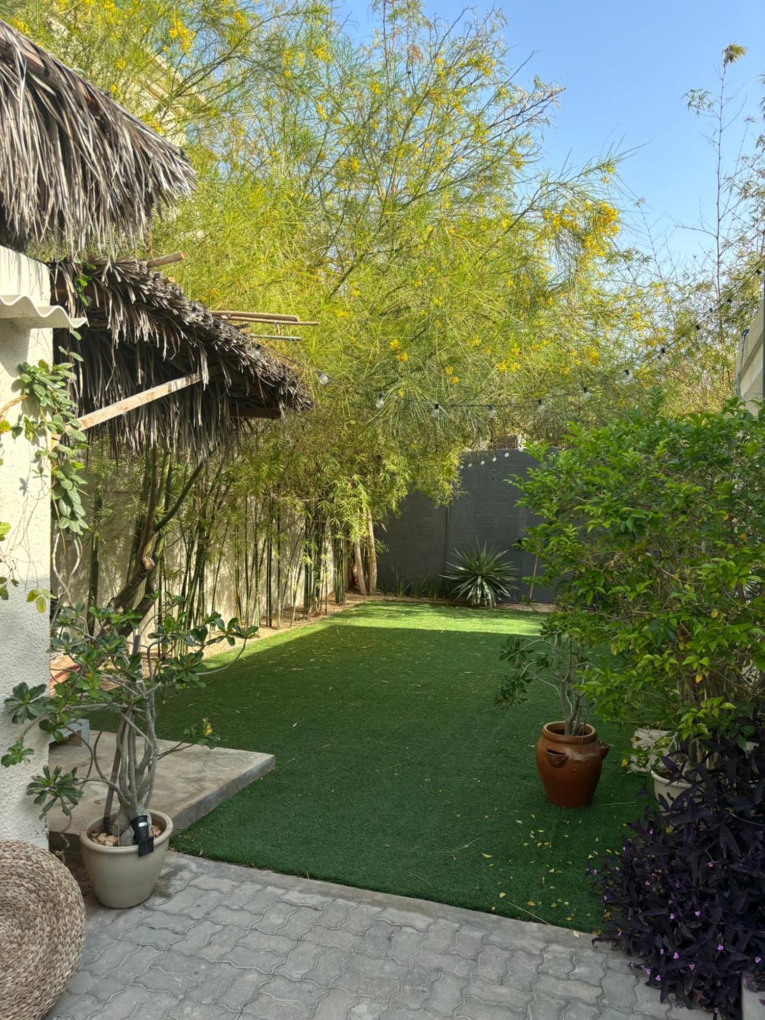 Private With Bbq Area 5 Min Walk To Beach! * Dubai