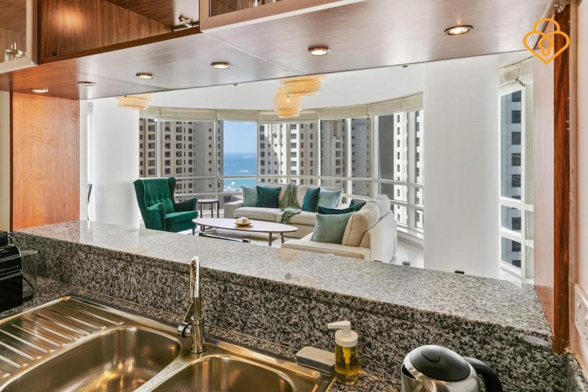 Keysplease 2br Minutes To Metro & Beach, Marina Apartment
