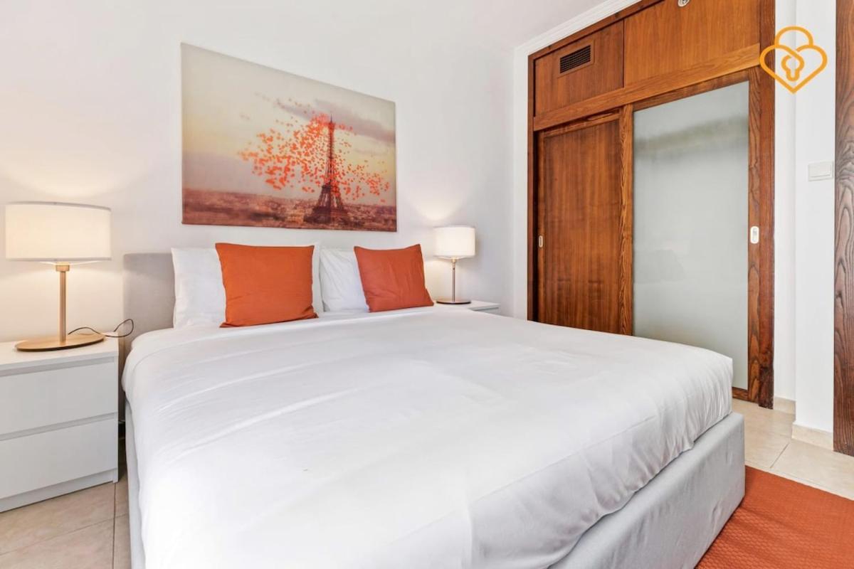 Apartment Keysplease 2br Minutes To Metro & Beach, Marina Dubai