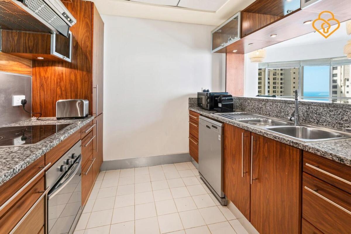 Keysplease 2br Minutes To Metro & Beach, Marina Apartment *