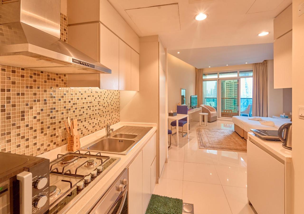 Cozy Studio Hideaway In Luxe Business Bay By Voye Homes Apartment Dubai