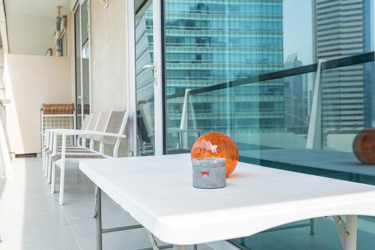Relaxing Stylish 1-bedroom Perfect For Family In Business Bay Apartment Dubai