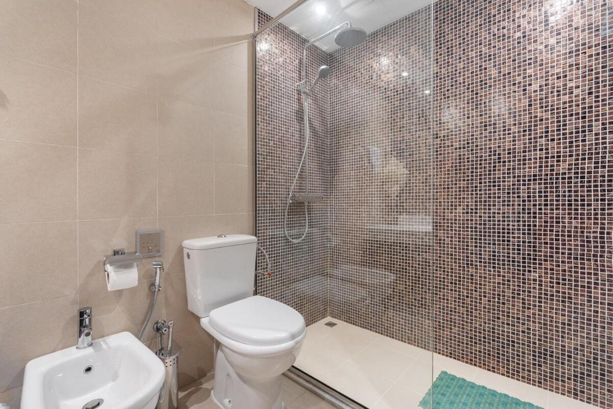 Relaxing Stylish 1-bedroom Perfect For Family In Business Bay * Dubai