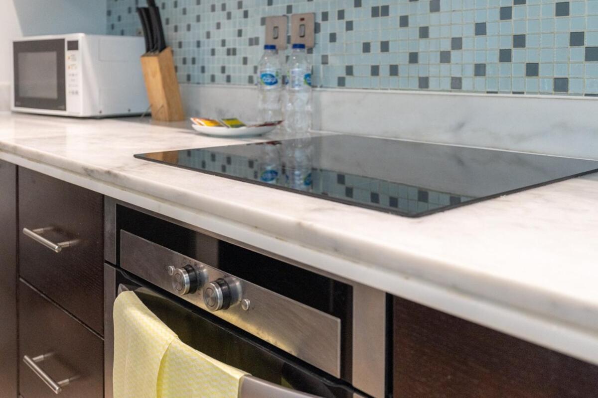 Relaxing Stylish 1-bedroom Perfect For Family In Business Bay Apartment *