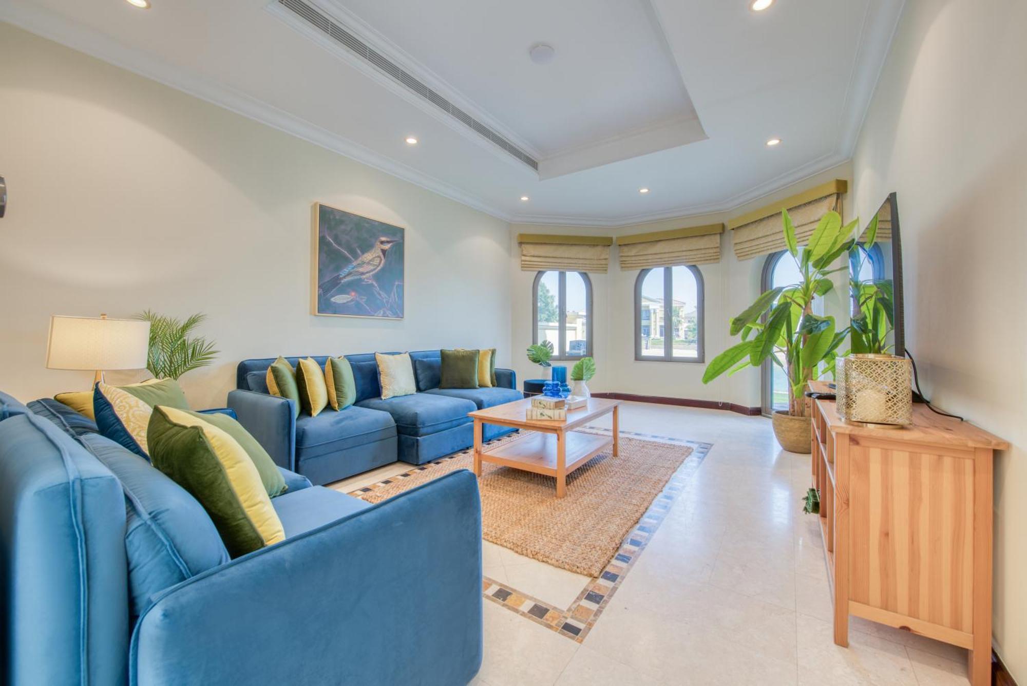 Luxurious With Access & Private Pool Villa *