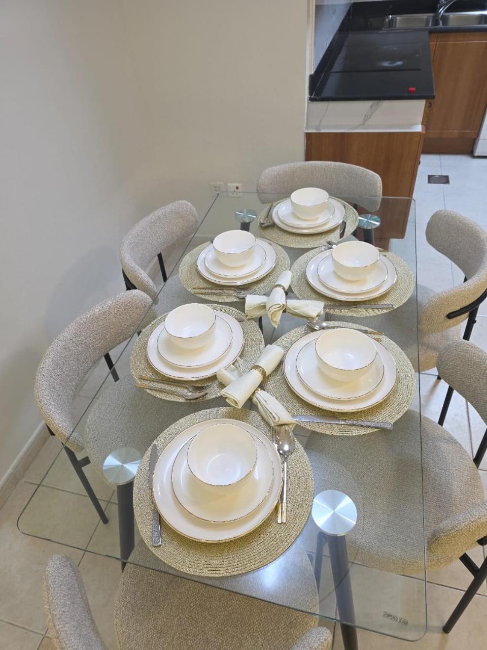 28 Apartment *