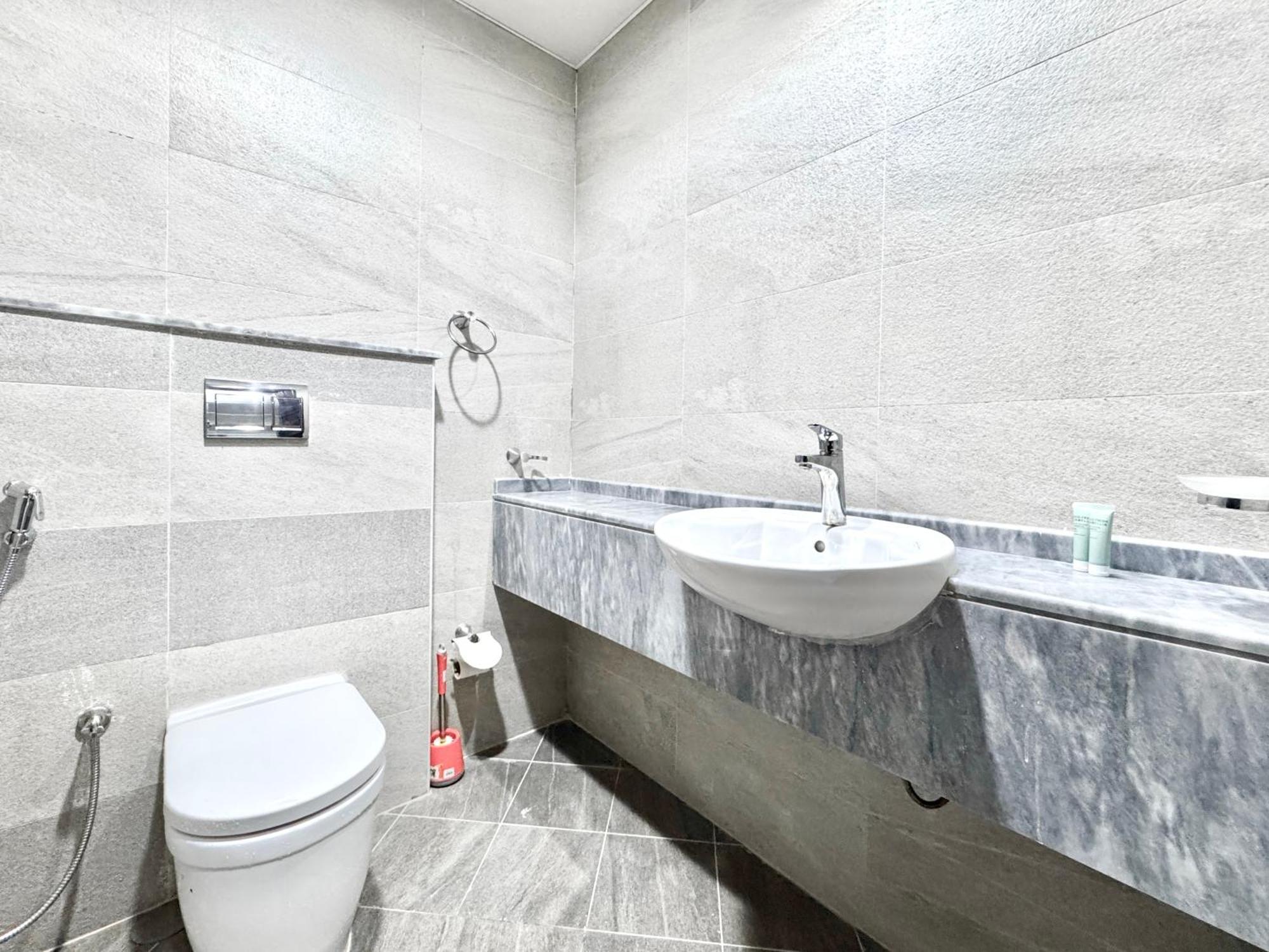 Al Manara Classic Lux