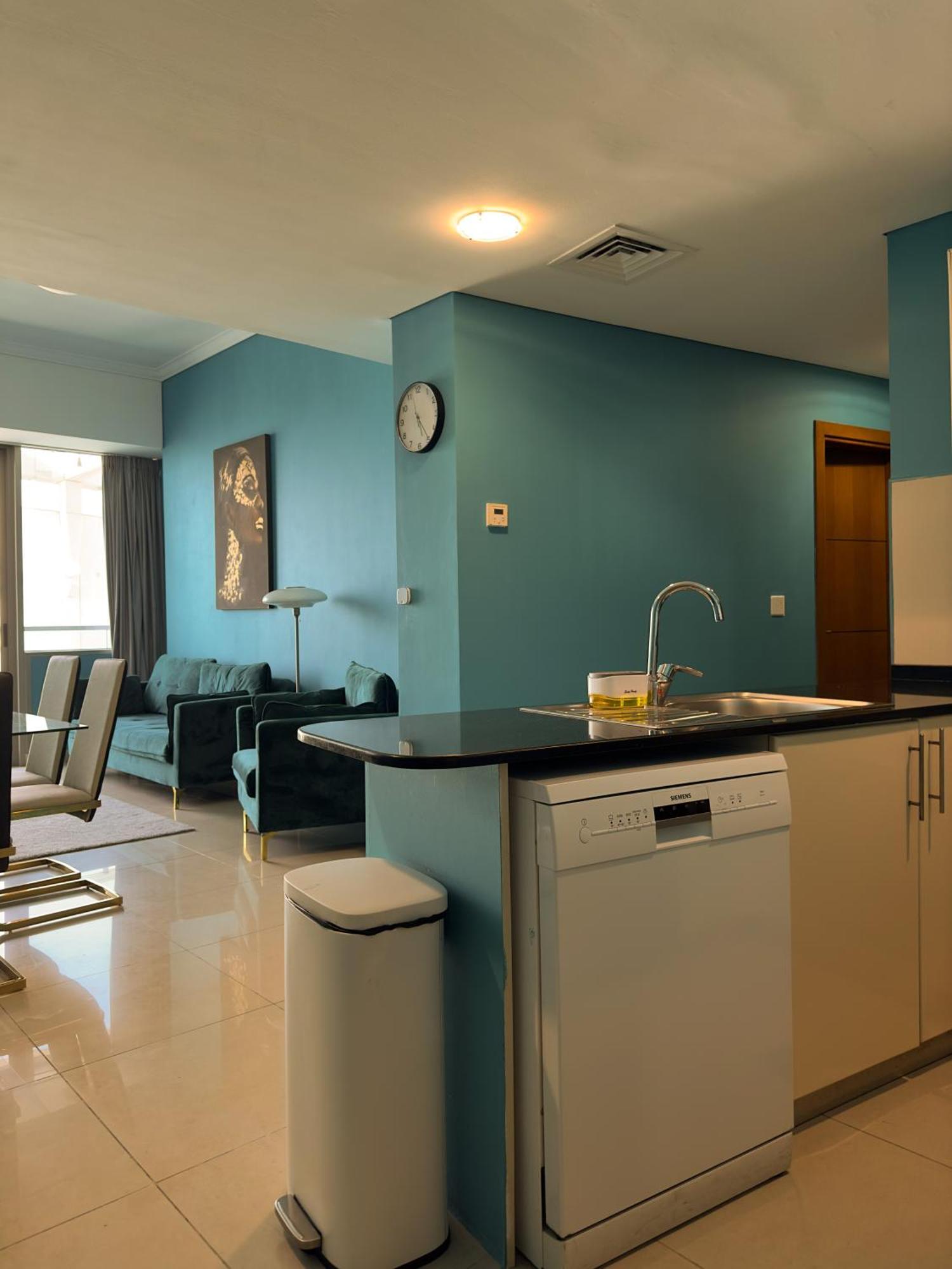 Apartment Ocean Heights Palm View 1 Bedroom