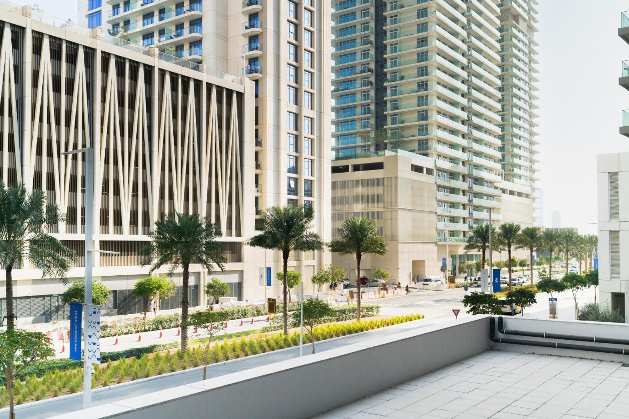 Citihome Exclusive 1br Access At Isle Apartment