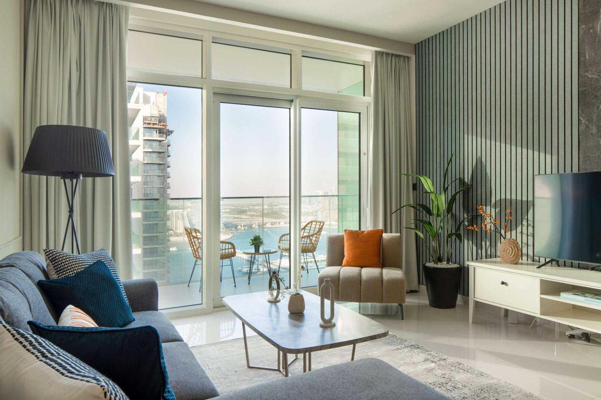 Silkhaus Palm View 1bdr With Private In Emaar Beachfront Dubai