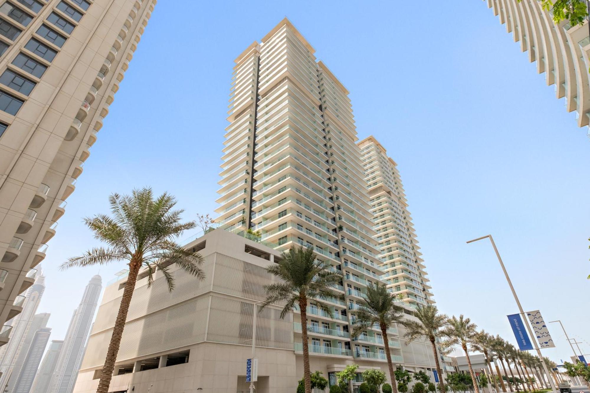 Luxury 1br In Sunrise Bay Apartment