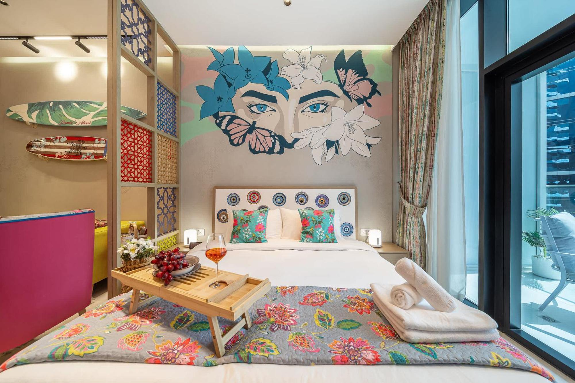 Airstay - Vibrant With Canal Views - Near Burj Khalifa - Monthly Offer Available
