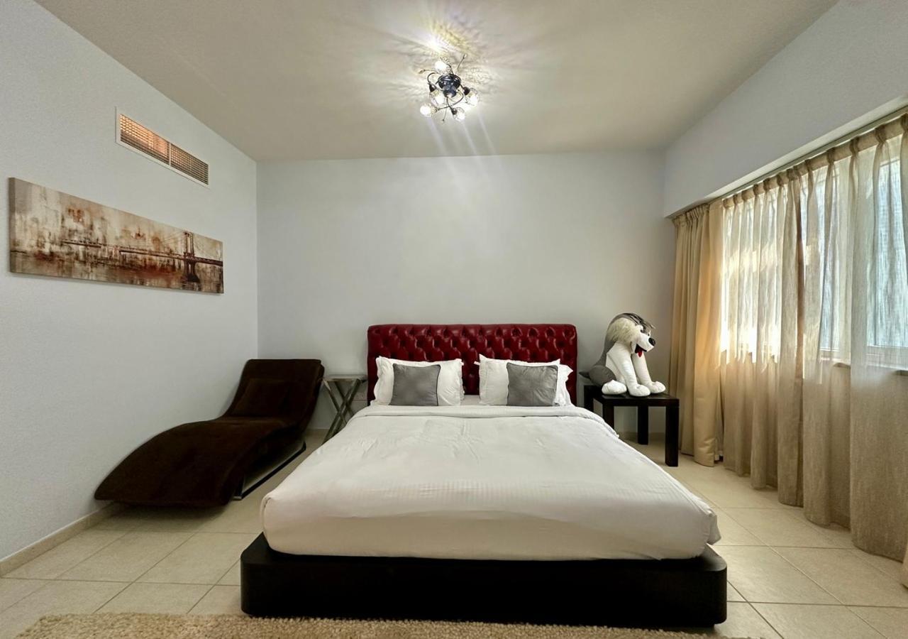 Stylish 1br In Executive Tower Apartment
