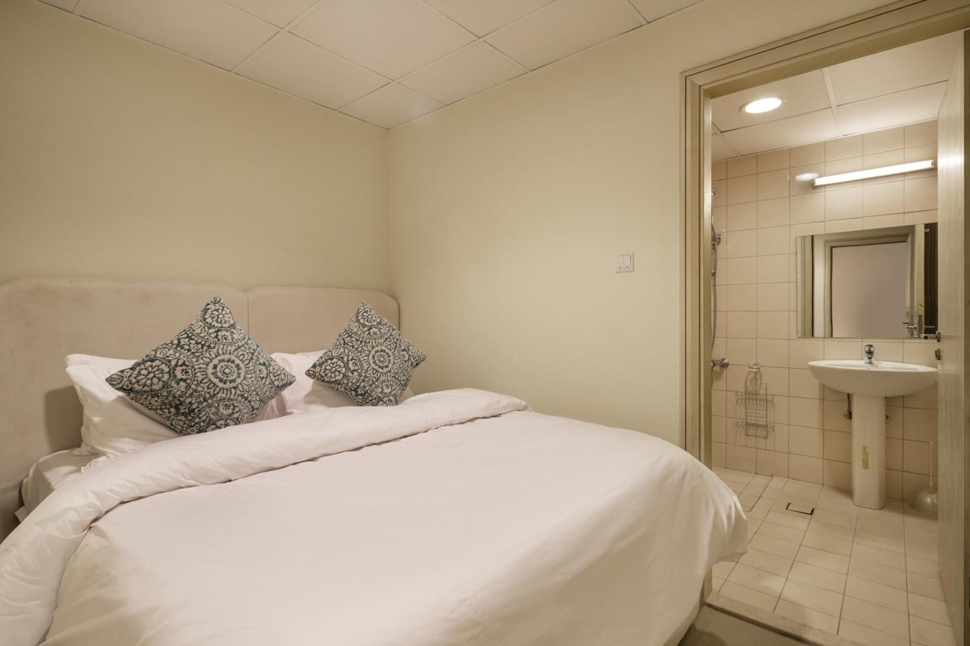 Access 4 Bedroom Jbr *