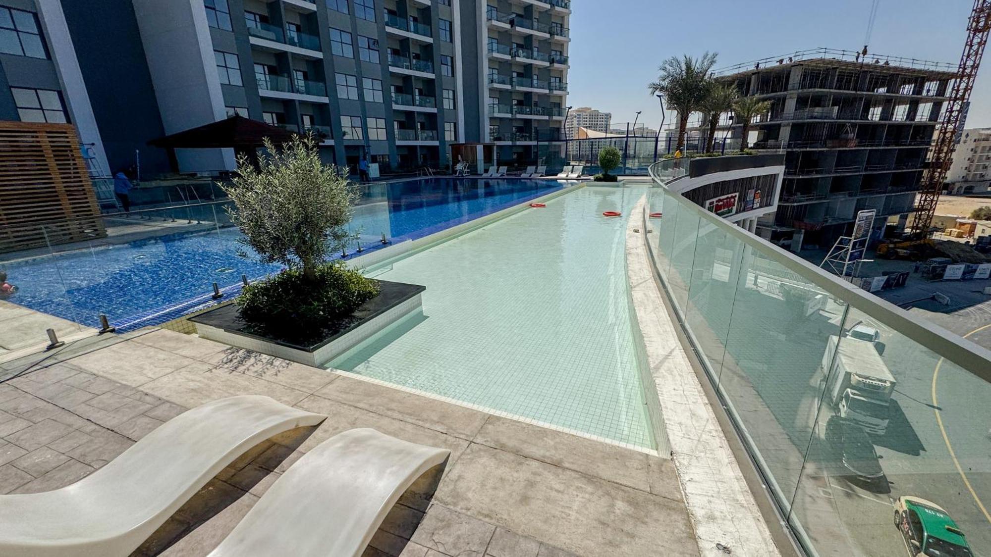 Modern With Amenities Ideal Location Apartment