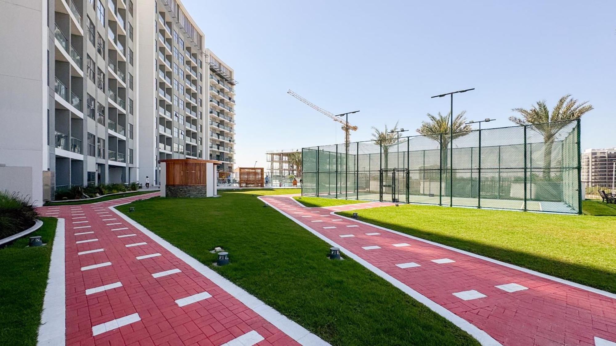 Apartment Modern With Amenities Ideal Location *