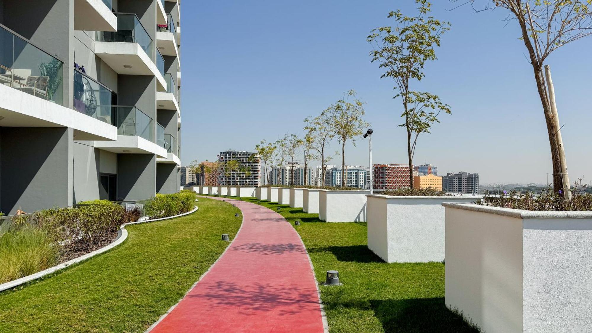 Apartment Modern With Amenities Ideal Location