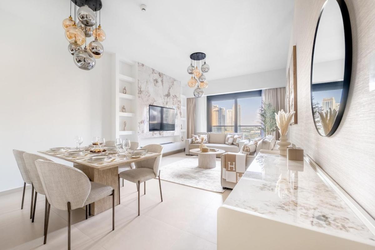 Apartment Luxury 4br With Hermes Touch & Burj Khalifa View