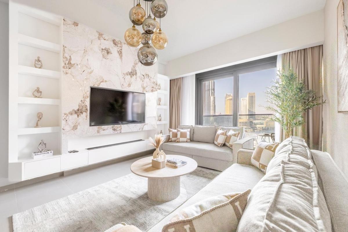 Apartment Luxury 4br With Hermes Touch & Burj Khalifa View *