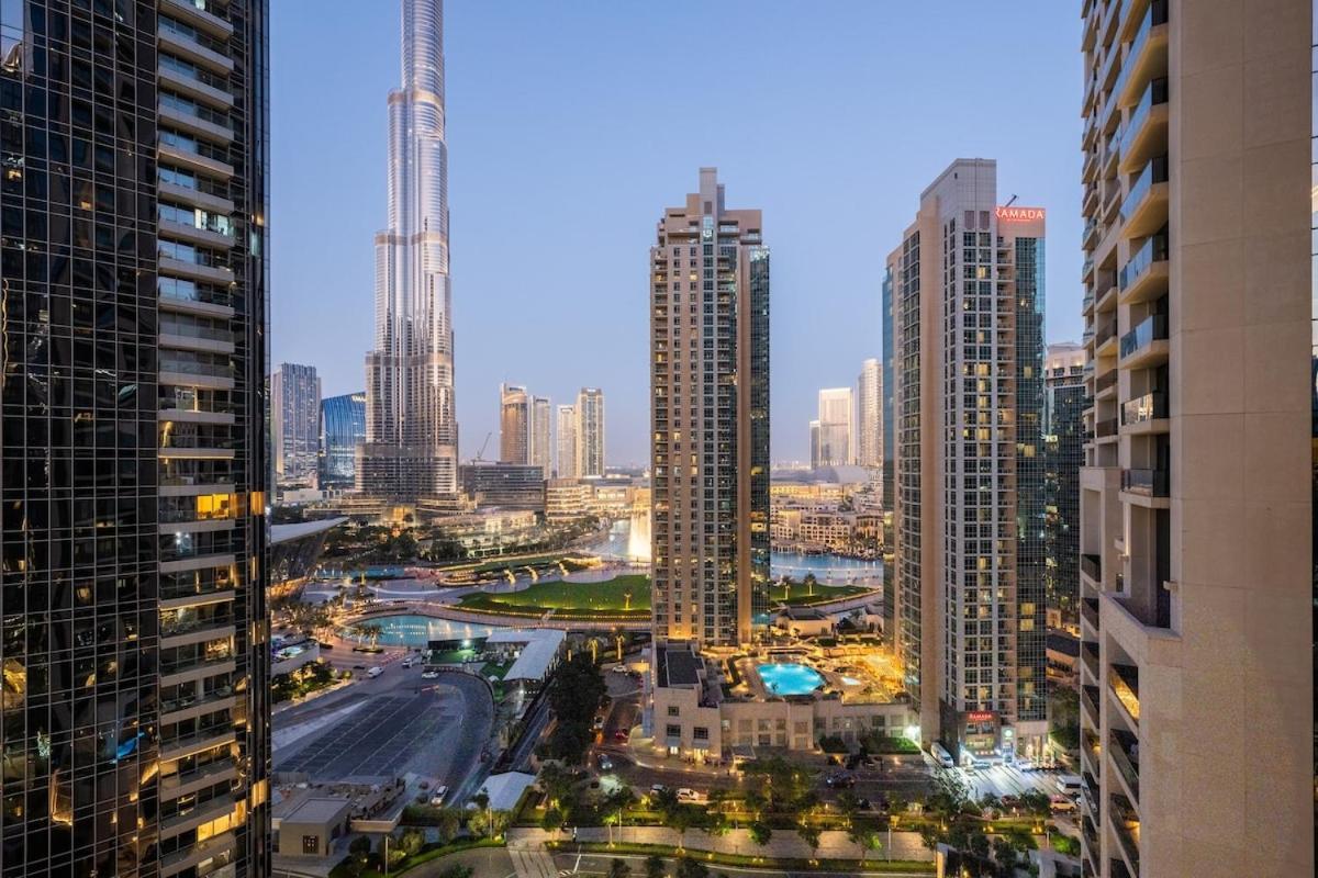 Luxury 4br With Hermes Touch & Burj Khalifa View Apartment Dubai