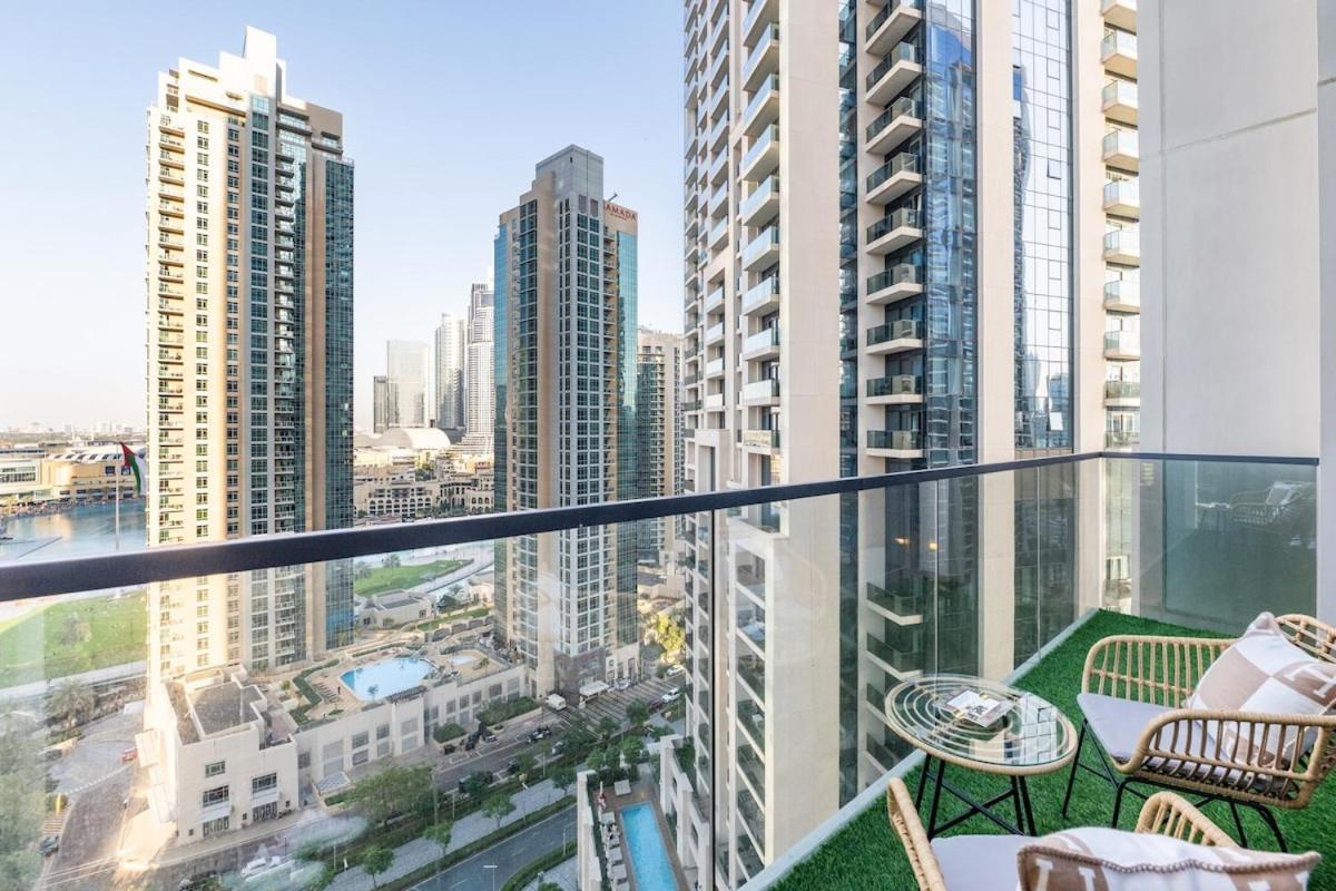 Luxury 4br With Hermes Touch & Burj Khalifa View Dubai