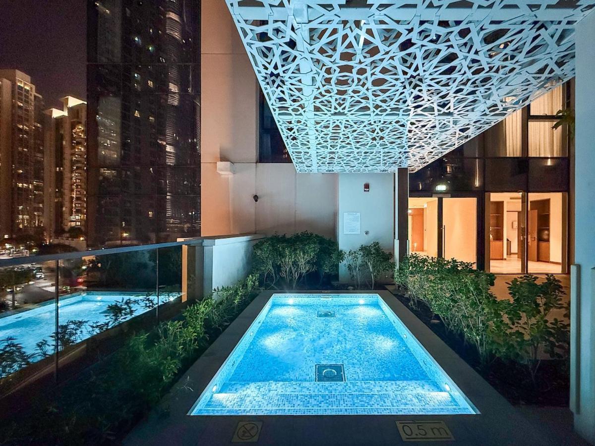 Luxury 4br With Hermes Touch & Burj Khalifa View Apartment Dubai