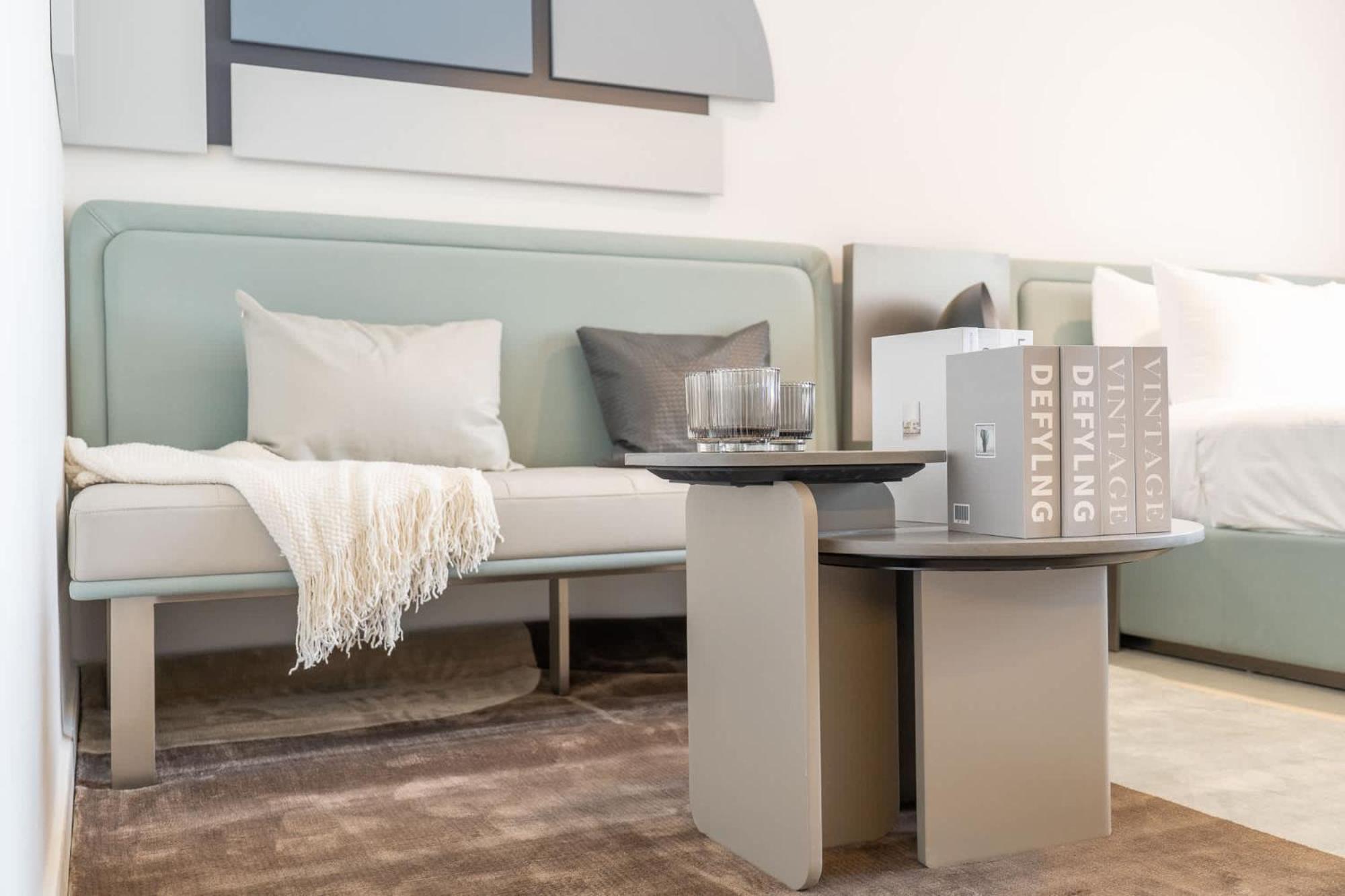 A Perfect In Mag 980 That Sleeps 2 Dubai